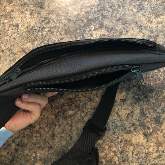 Cheer Extreme Richmond fanny pack - Picture 3 of 3